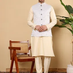MULTI SHADES Men Regular Kurta with Pyjamas-picture-18