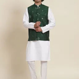 SOJANYA Men White Pure Cotton Kurta with Pyjamas & Nehru Jacket-picture-41