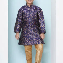 Aj DEZInES Boys Printed Cotton Mandarin Collar Sherwani Set-17