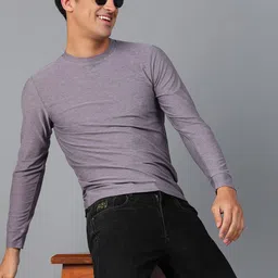 Kotty Men Solid Round Neck T-shirt-image-5