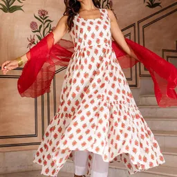 Ambraee Women White & Red Floral Tiered Empire Anarkali Kurta with Trousers & Dupatta-image-38