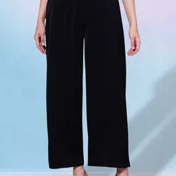 FITHUB Women Relaxed Straight Leg Straight Fit High-Rise Lint Free Trousers-image-14