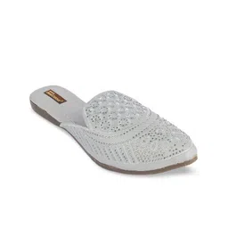 DESI COLOUR Embellished Ethnic Mules with Laser Cuts Flats-image-54