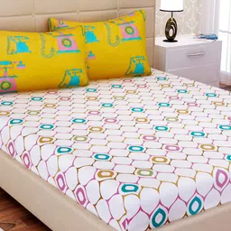 SEJ by Nisha Gupta White & Pink Geometric 144 TC Cotton 1 King Bedsheet with 2 Pillow Covers-image-33