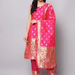 VredeVogel Floral Kurta with Trousers & With Dupatta-44