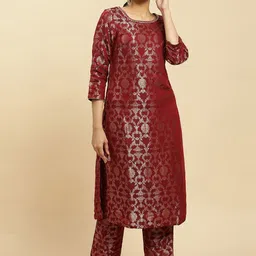 W Festive Floral Print Rayon Kurta With Straight Pant-picture-2