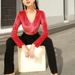 STYLECAST X KASSUALLY Women V-Neck Fitted Crop Top-image-34