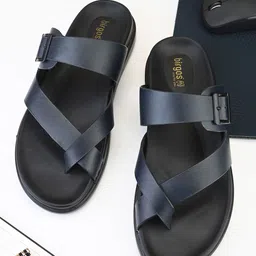 birgos Men One Toe Comfort Sandals With Buckle Detail-picture-10