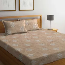 KLOTTHE Beige & White Floral-Printed 130GSM Pure-Cotton Fitted Double Bedsheet Set-36
