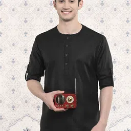 Ode by House of Pataudi Round Neck Roll Up Sleeves Silk Cotton Short Kurta-image-49