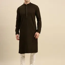 Sanwara Floral Embroidered Mandarin Collar Chikankari Kurta with Pyjamas-30