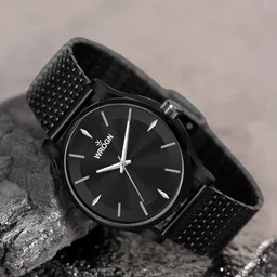 WROGN Men Round Shape Stainless Steel Water Resistant Analogue Watch HOBWRG0431-3
