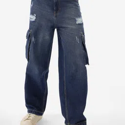 The Souled Store Men Flared Mildly Distressed Light Fade Stretchable Jeans-image-9