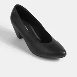 LEMON & PEPPER Pointed Toe Kitten Heeled Pumps-1