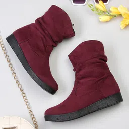 Roadster Women Maroon Solid Winter Boots-image-44