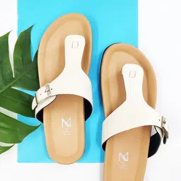 THE MADRAS TRUNK Buckled Leather T-Strap Flats-picture-55