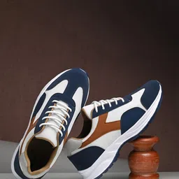 The Roadster Lifestyle Co. Men White Colourblocked Running Sports Shoes-48