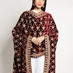 Moda Chales Embroidered Velvet Dupatta-24