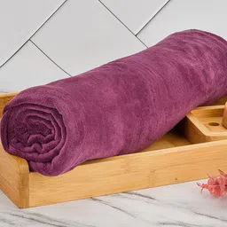 Black Gold Set Of 3 Solid 400 GSM Bath Towels-34