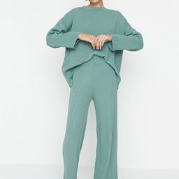 Trendyol Women Green T-shirt with Trouser Co-Ords Set-image-60