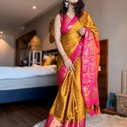 KALINI Zari Woven Tassel Saree-picture-25