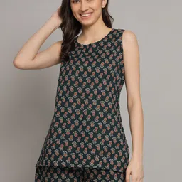 Vastralay Women Floral Printed Pure Cotton Top With Shorts Co-Ords-picture-21