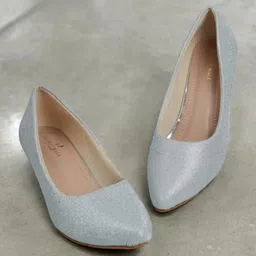 PLANET WALK Textured Party Stiletto Pumps-39
