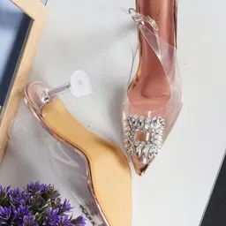 Retro Walk Printed Stiletto Pumps-25