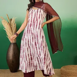 Sangria Shibori Abstract Printed A-Line Sleeveless Kurta With Trouser & Dupatta image 4
