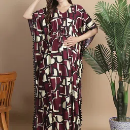 Secret Wish Geometric Printed V-Neck Maternity Kaftan Dress-image-68
