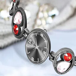 IIK COLLECTION Girls Printed Dial & Stainless Steel Analogue Watch IIK-3212W-28