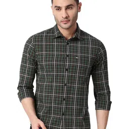 Basics Slim Fit Tartan Checks Spread Collar Full Sleeves Cotton Shirt-image-89