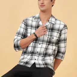 Street 808 by Pantaloons Men Tartan Checks Opaque Checked Casual Shirt-picture-17