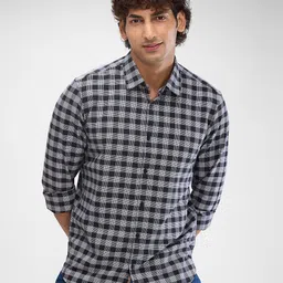 SPYKAR Men Slim Fit Buffalo Checks Opaque Checked Casual Shirt-image-28