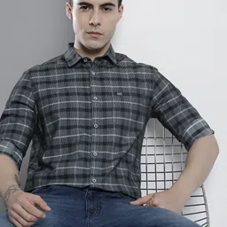 The Indian Garage Co Men Tartan Checked Casual Shirt-image-86