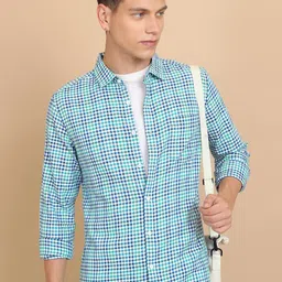 HIGHLANDER Slim Fit Gingham Checks Casual Shirt-picture-4