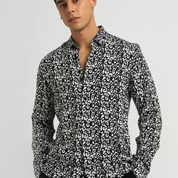 Banana Club Classic Abstract Printed Casual Shirt-image-44