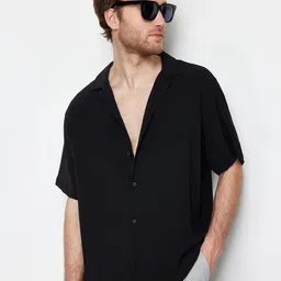 Trendyol Men Opaque Casual Shirt-image-70