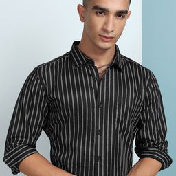 HIGHLANDER Striped Spread Collar Curved Cotton Slim Fit Casual Shirt-picture-39