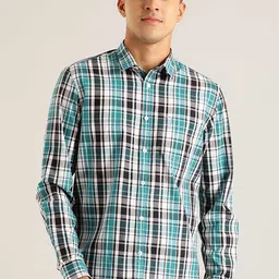 Indian Terrain Chiseled Slim Fit Tartan Checks Pure Cotton Casual Shirt-image-70