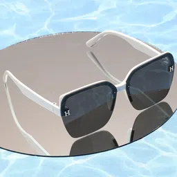 HAUTE SAUCE by Campus Sutra Women Oversized Sunglasses with Polarised Lens SUMR22_HSSG1364-34