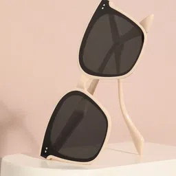 HAUTE SAUCE by Campus Sutra Women Black Lens & White Oversized Sunglasses with Polarised Lens-37