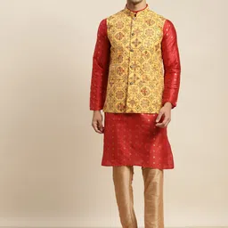 SOJANYA Men Maroon Kurta with Churidar & Nehru Jacket-picture-11