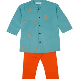 SAKA DESIGNS Boys Floral Embroidered Mandarin Collar Pure Cotton Straight Kurta & Trousers-30