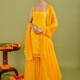 Rangpur Leheriya Printed Sleeveless Kurta with Sharara & Dupatta image 1