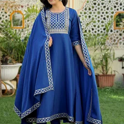 ELVISH JAIPUR Women Ethnic Motifs Yoke Design Regular Sequinned Kurta with Trousers & With Dupatta image 1