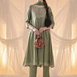 Anouk Bandhani Embroidered Pleated Thread Work Kurta with Trousers & Dupatta image 3