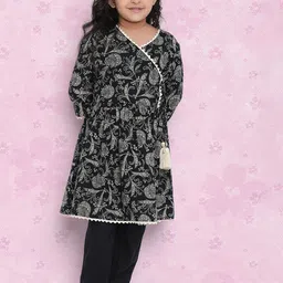 Indo Era Girls Black Ethnic Motifs Printed Angrakha Gotta Patti Kurta With Trousers-picture-21