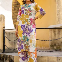 INDYES Women Floral Printed Regular Thread Work Pure Cotton Kurta with Pyjamas-image-1