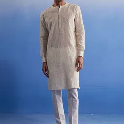 SHVAAS by VASTRAMAY Men Schiffli Embroidered Cotton Kurta With Pyjama-image-89